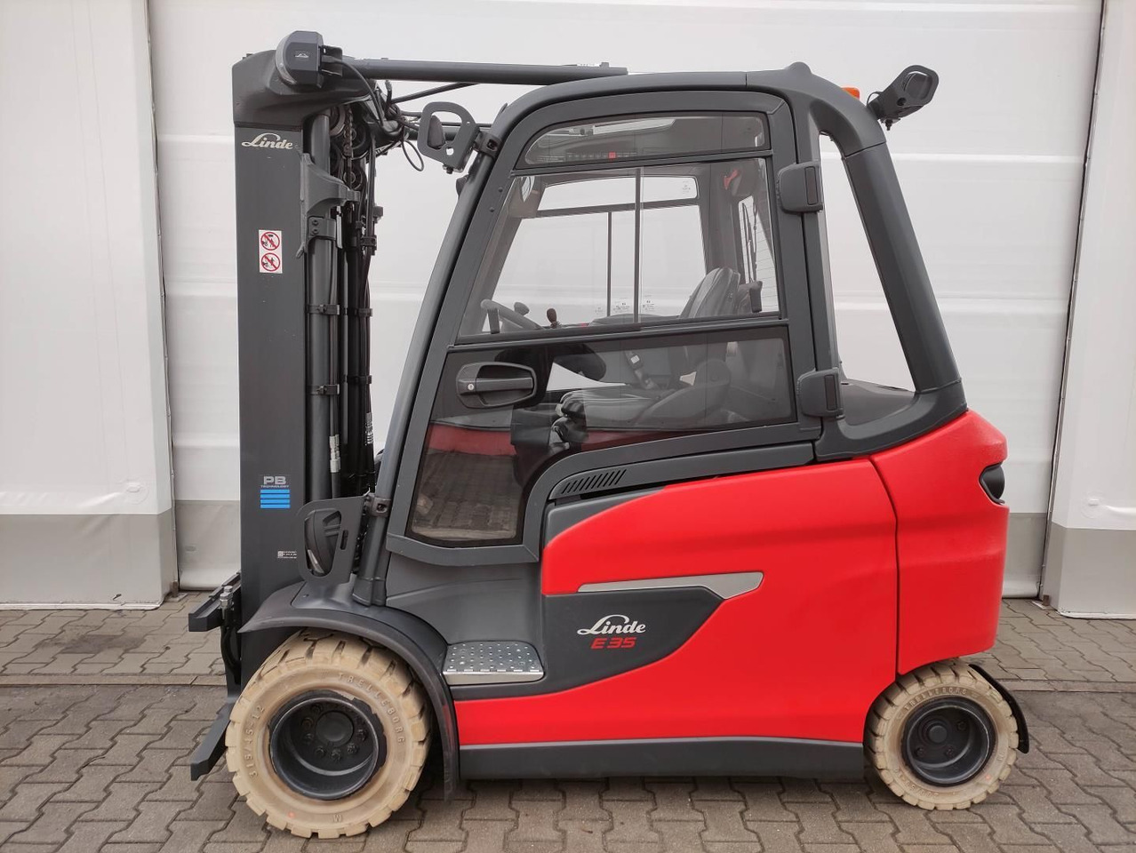 Linde E35HL-1252 - Electric forklift: picture 1 Linde E35HL-1252 - Electric forklift: picture 1