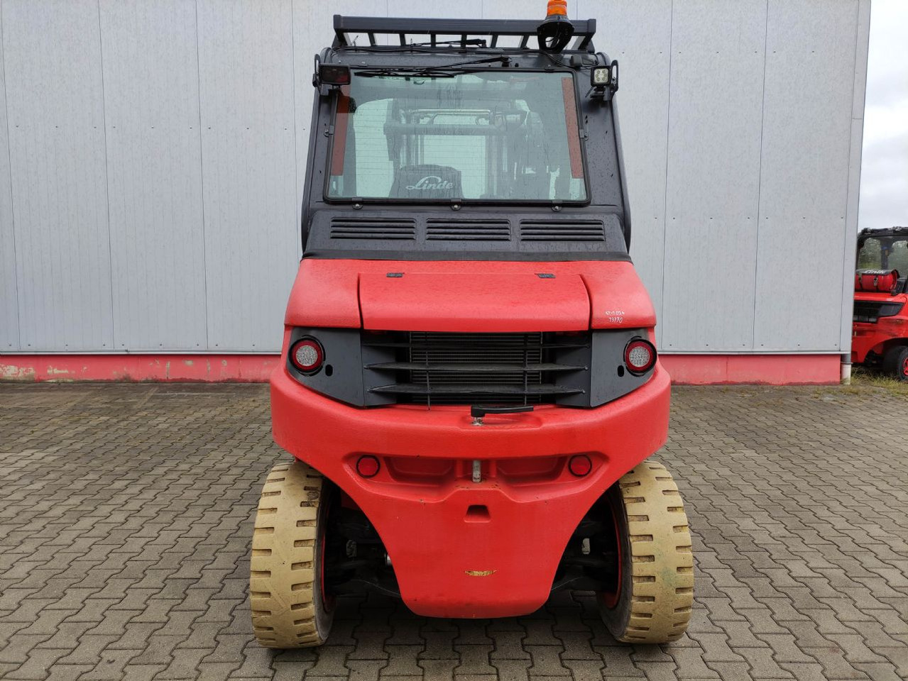 Linde E80-01-127 - Electric forklift: picture 4 Linde E80-01-127 - Electric forklift: picture 4