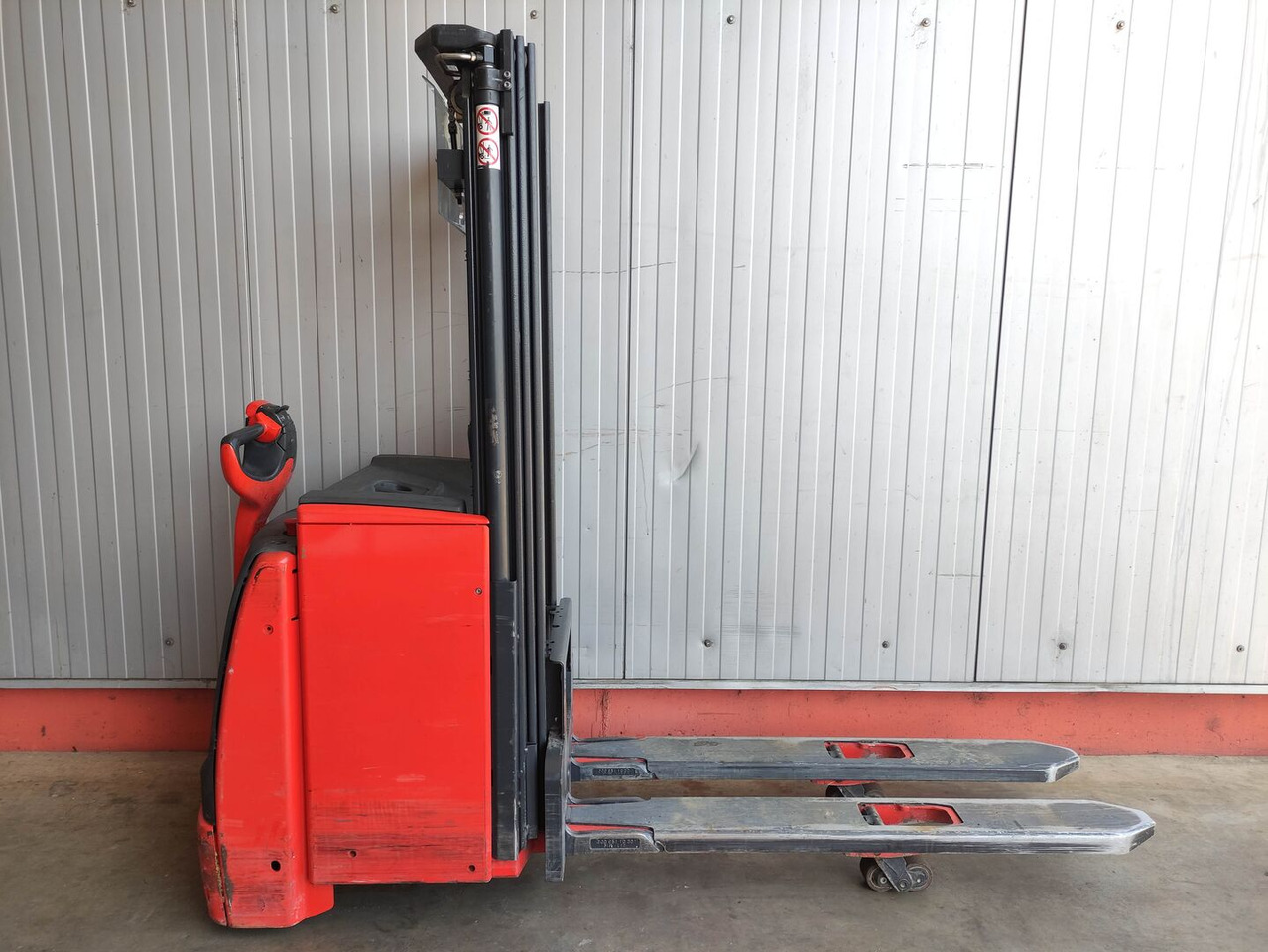 Linde L16i-1173 - Stacker: picture 2 Linde L16i-1173 - Stacker: picture 2