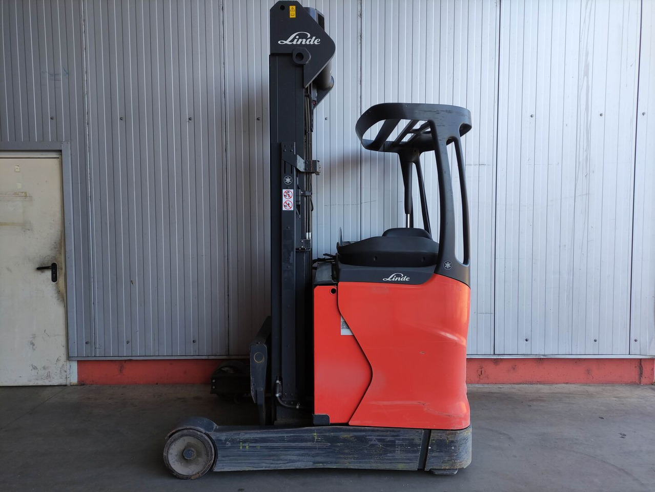 Linde R16-01-112 (Kühlhausausführung) - Reach truck: picture 1 Linde R16-01-112 (Kühlhausausführung) - Reach truck: picture 1