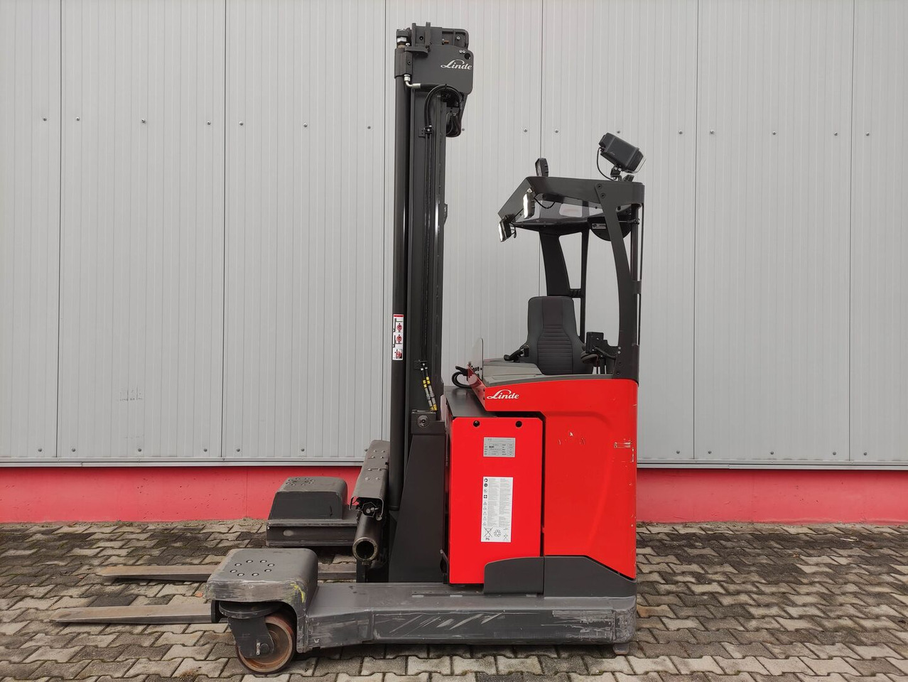 Linde R25F (UFW250TFVRF635) - Reach truck: picture 1 Linde R25F (UFW250TFVRF635) - Reach truck: picture 1