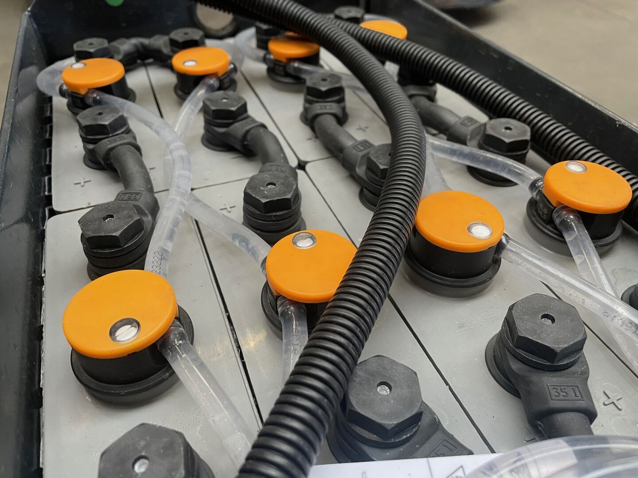Sunlight I 24 Volt I 3 PzS 375 - Battery for Material handling equipment: picture 3 Sunlight I 24 Volt I 3 PzS 375 - Battery for Material handling equipment: picture 3