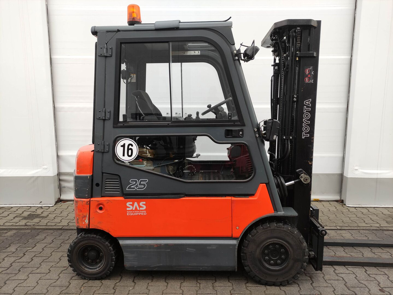 Toyota 7FBMF25 - Electric forklift: picture 2 Toyota 7FBMF25 - Electric forklift: picture 2