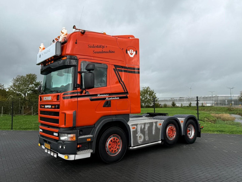 Scania R 164 GA 6X2/4 NA 580 SHOW TRUCK, GESTUURDE VOORLOPER, COMPLEET, TOP. - Tractor unit: picture 2 Scania R 164 GA 6X2/4 NA 580 SHOW TRUCK, GESTUURDE VOORLOPER, COMPLEET, TOP. - Tractor unit: picture 2