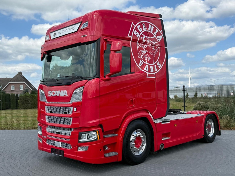 Scania R450 NGS VOLLUCHT, BANDEN VOORAS NIEUW, WEINIG KM, ALCOA, RETARDER. - Tractor unit: picture 2 Scania R450 NGS VOLLUCHT, BANDEN VOORAS NIEUW, WEINIG KM, ALCOA, RETARDER. - Tractor unit: picture 2