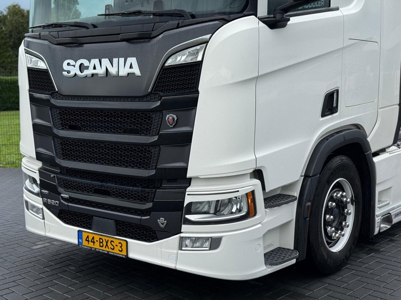 Tractor unit Scania R520A6X2/4NB 6X2/4, LEATHER, RETARDER, 2X TANK, TOP.: picture 11