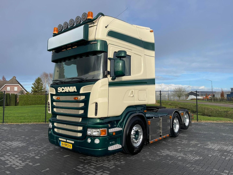 Scania R580 SHOW TRUCK, SPECIAL INTERIOR, FULL AIR, RETARDER. - Tractor unit: picture 5 Scania R580 SHOW TRUCK, SPECIAL INTERIOR, FULL AIR, RETARDER. - Tractor unit: picture 5
