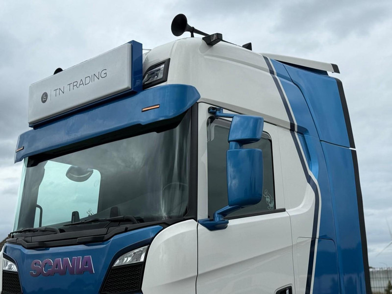 Scania S660 BOOGIE, VOLLUCHT, RETARDER, LEER. - Tractor unit: picture 4 Scania S660 BOOGIE, VOLLUCHT, RETARDER, LEER. - Tractor unit: picture 4