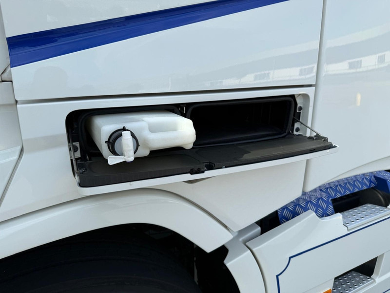 Tractor unit Volvo FH 13.460 SHOWSTAAT, HYDRAULIEK, COMPRESSOR, ADR, I-PARK COOL, INTERIEUR.: picture 19