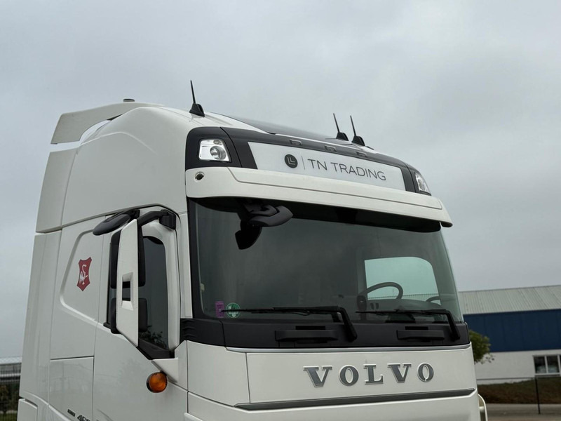 Volvo FH 13.460XL Turbocompound, leer, vollucht, 2 tanks, dubbel glas, vol spoiler. - Tractor unit: picture 2 Volvo FH 13.460XL Turbocompound, leer, vollucht, 2 tanks, dubbel glas, vol spoiler. - Tractor unit: picture 2