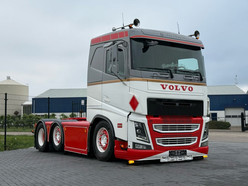 Volvo FH 13.500 SHOWTRUCK, VOLLUCHT, EURO 6, 6X2/4, PTO, SHOW INTERIEUR. - Tractor unit: picture 1 Volvo FH 13.500 SHOWTRUCK, VOLLUCHT, EURO 6, 6X2/4, PTO, SHOW INTERIEUR. - Tractor unit: picture 1