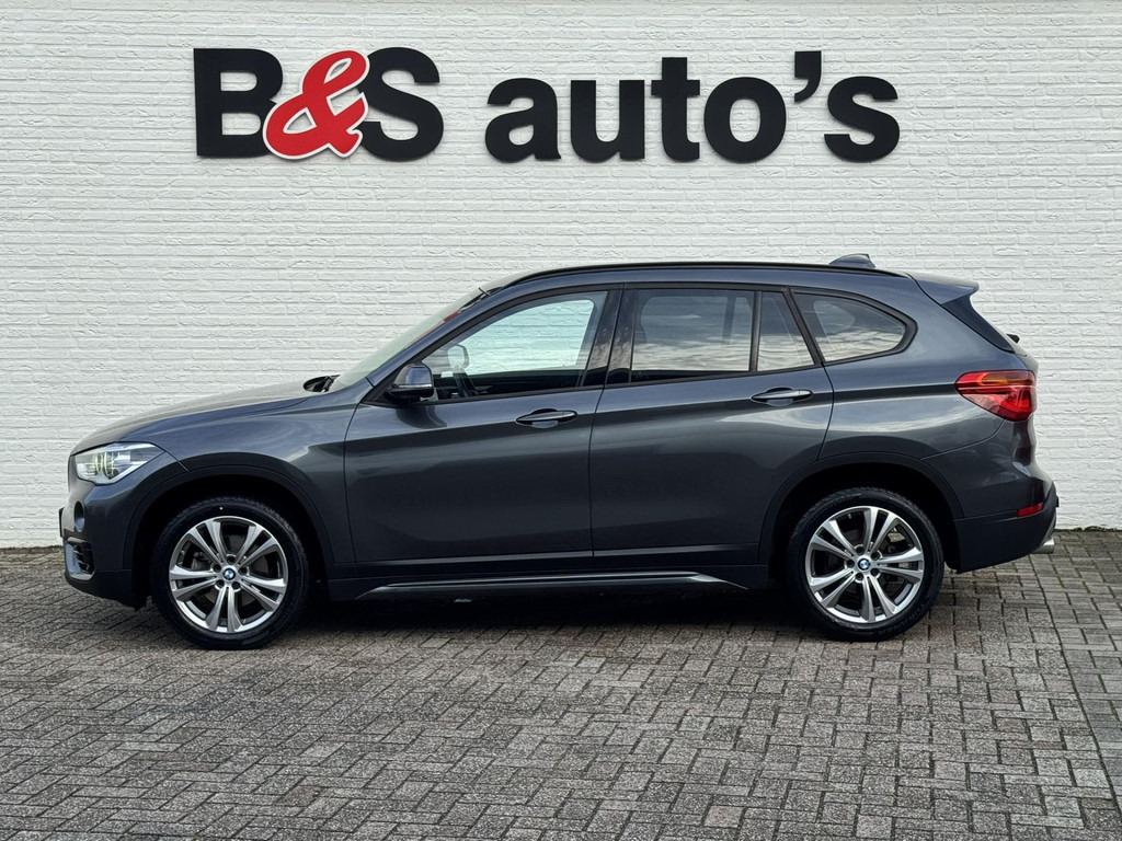 BMW X1-SDrive18i High Executive Automaat Cruise control Climate control Stoelverwarming Navigatie Full LED Head-up display Camera - SUV: picture 5 BMW X1-SDrive18i High Executive Automaat Cruise control Climate control Stoelverwarming Navigatie Full LED Head-up display Camera - SUV: picture 5