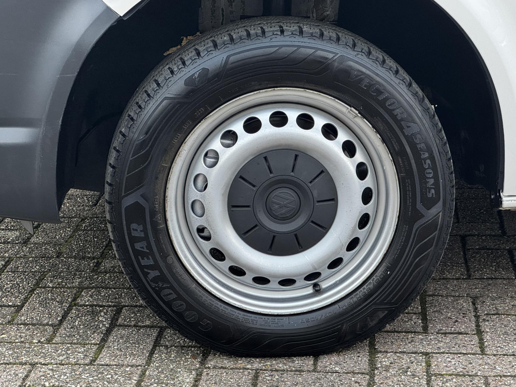 Volkswagen Transporter Kombi-T6 2.0 TDI 9 persoons Cruise control Airco Verwarmbare buitenspiegels - Passenger van: picture 4 Volkswagen Transporter Kombi-T6 2.0 TDI 9 persoons Cruise control Airco Verwarmbare buitenspiegels - Passenger van: picture 4