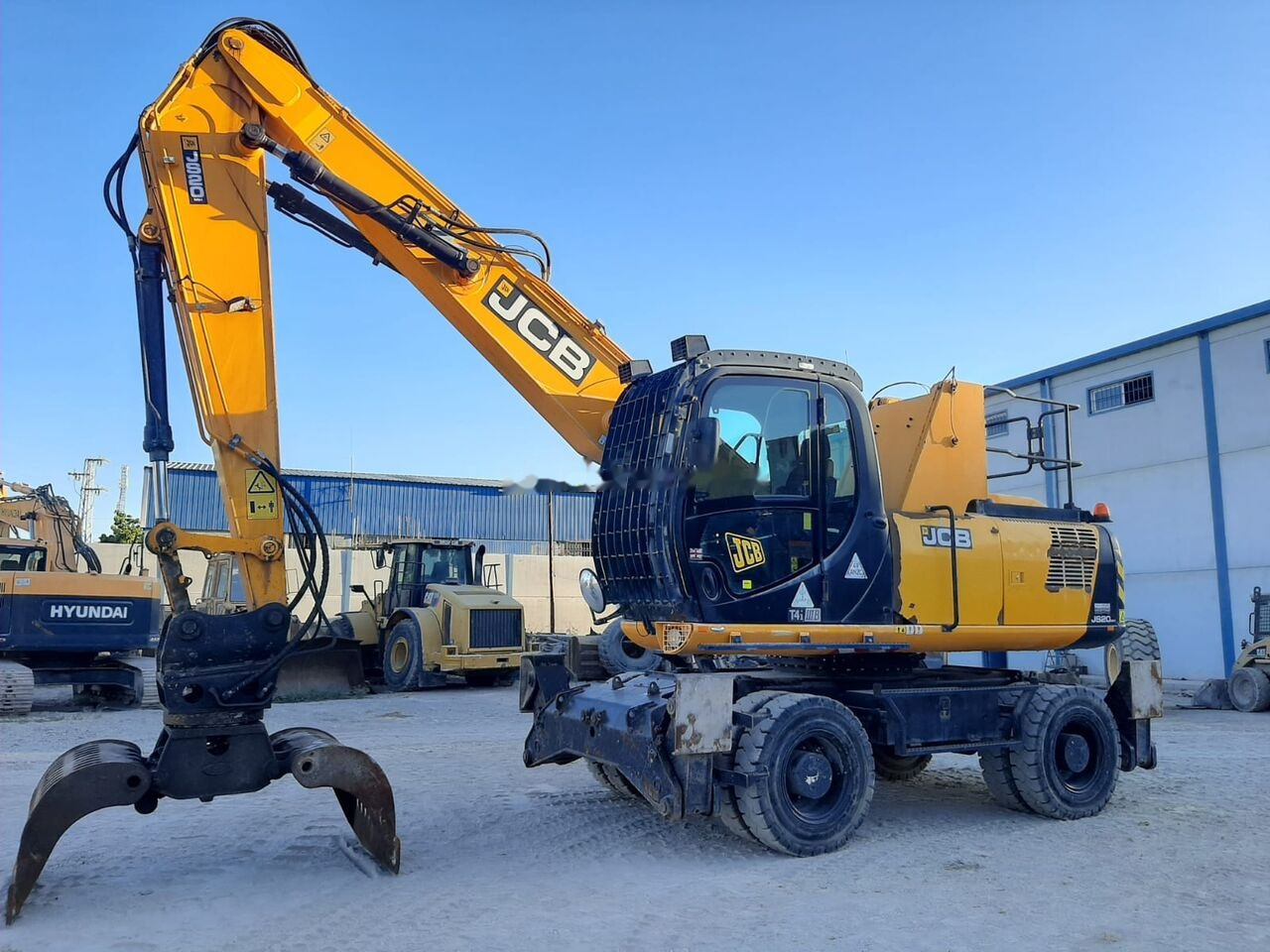 JCB JS 200 - Wheel excavator: picture 1 JCB JS 200 - Wheel excavator: picture 1