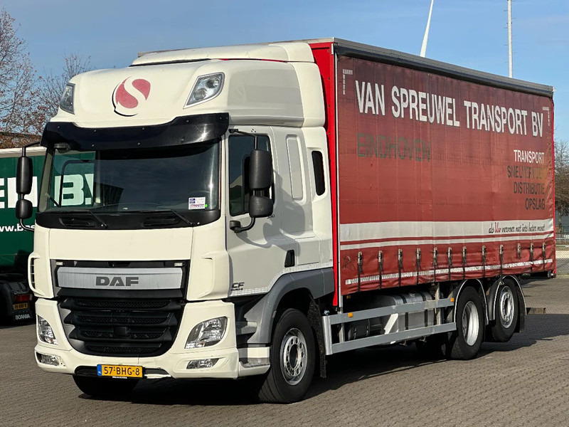 DAF CF 330 6X2*4 Schuifzeil / Laadklep / Kooiaap 05-2026 Apk! - Curtainsider truck: picture 1 DAF CF 330 6X2*4 Schuifzeil / Laadklep / Kooiaap 05-2026 Apk! - Curtainsider truck: picture 1