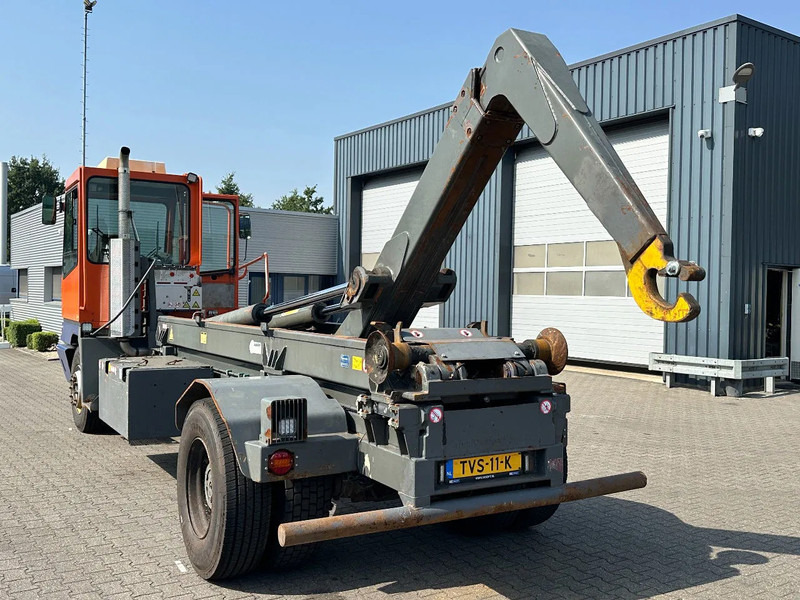Terberg YT 222 4x2 AJK 30T Haakarm / Weegsysteem / Overdrukcabine / *NL-Kenteken* - Terminal tractor: picture 5 Terberg YT 222 4x2 AJK 30T Haakarm / Weegsysteem / Overdrukcabine / *NL-Kenteken* - Terminal tractor: picture 5