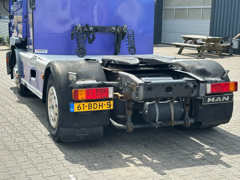 MAN 14.224 4x2 Euro 2 / 6 Cilinder / Manual / 290Tkm! - Tractor unit: picture 5 MAN 14.224 4x2 Euro 2 / 6 Cilinder / Manual / 290Tkm! - Tractor unit: picture 5