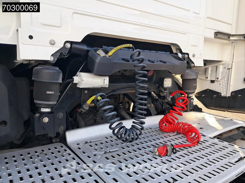 DAF XG 4X2 Retarder 2xTanks ACC LED Standklima Euro 6 - Tractor unit: picture 5 DAF XG 4X2 Retarder 2xTanks ACC LED Standklima Euro 6 - Tractor unit: picture 5