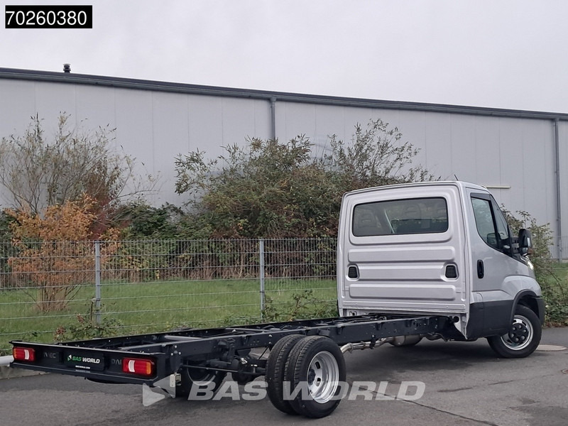 Iveco Daily 35C21 Neu! 3.0L 2025-Modell Automatik 210PS Radstand 410 Fahrgestell Doppelbereifung LED ACC Klima Euro6 Chassis A/C - Van: picture 2 Iveco Daily 35C21 Neu! 3.0L 2025-Modell Automatik 210PS Radstand 410 Fahrgestell Doppelbereifung LED ACC Klima Euro6 Chassis A/C - Van: picture 2