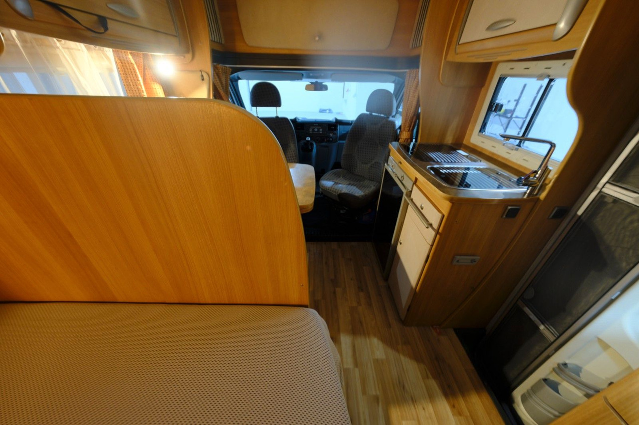 Semi-integrated motorhome Chausson Flash 02/Festbett/Klima/Markise/Solar/TÜV 11-26: picture 9