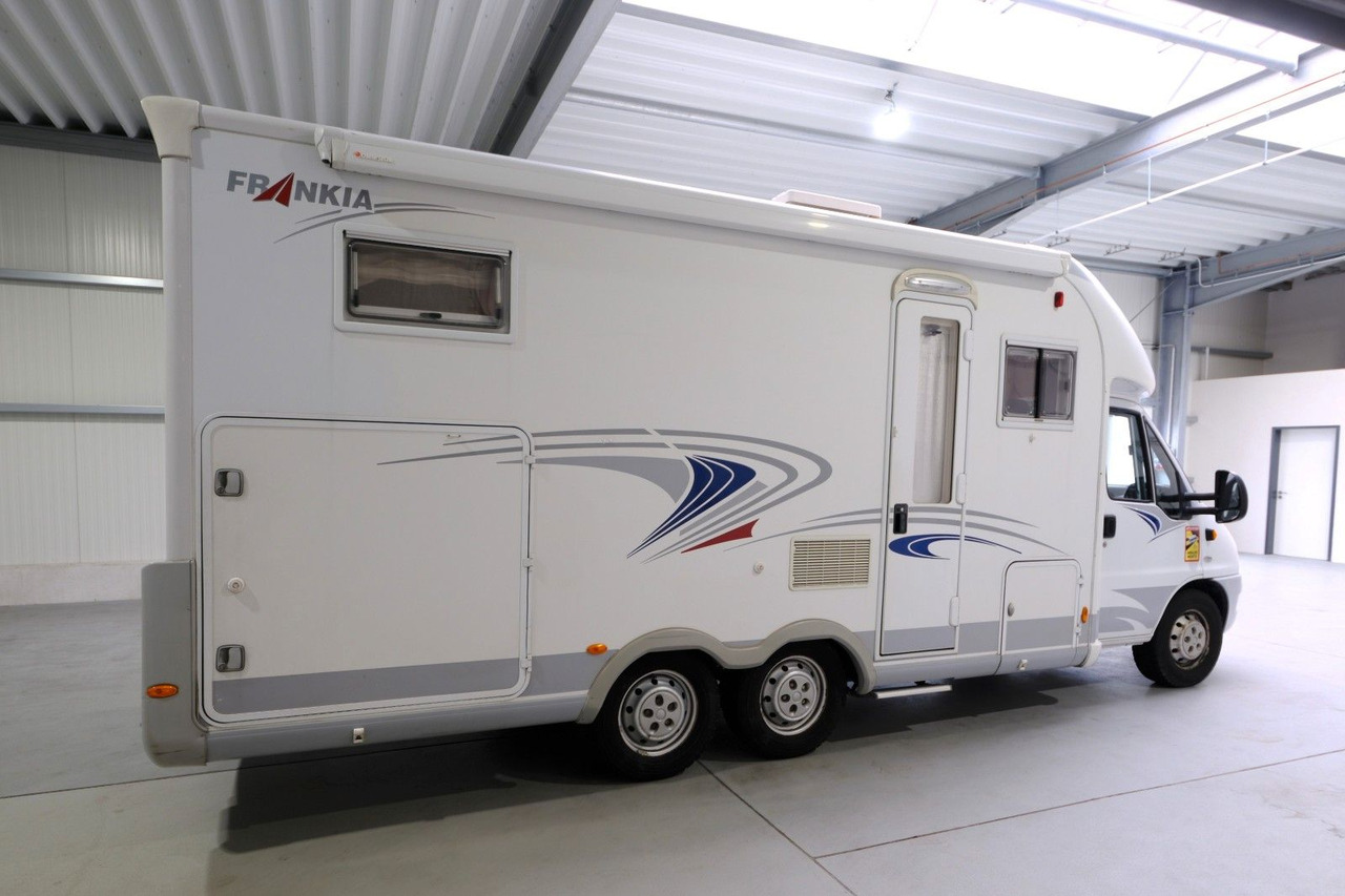 Semi-integrated motorhome Frankia T 730 BD Comfort Class/Automatik/Festbett/Klima: picture 6