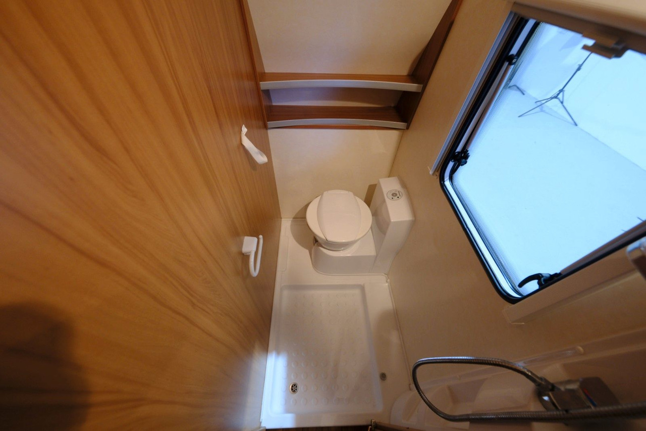 Caravan Weinsberg CaraOne 450 FU/Festbett/Rundsitzgruppe/Mover Weinsberg CaraOne 450 FU/Festbett/Rundsitzgruppe/Mover: picture 21