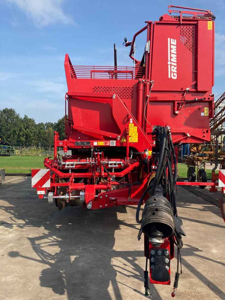 Grimme SE 150-60 UB - Potato harvester: picture 1 Grimme SE 150-60 UB - Potato harvester: picture 1