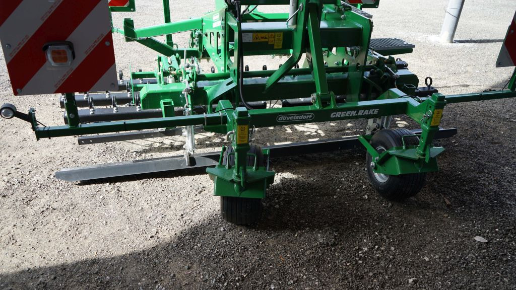 Spring tine harrow Düvelsdorf GREEN.RAKE expert 3 m (20608): picture 9