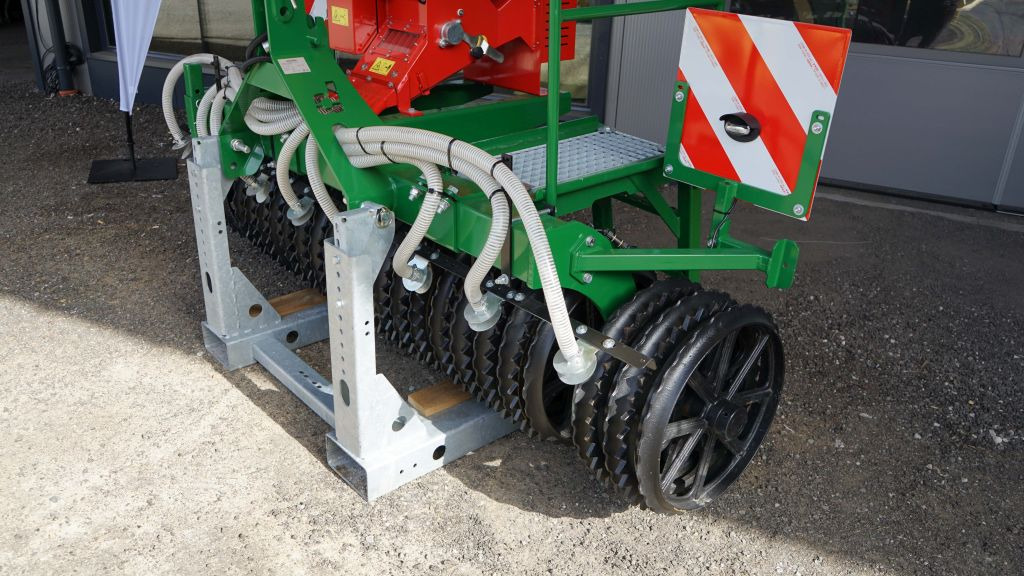 Düvelsdorf TERRA.ROLLER eco 3 m (20606) - Spring tine harrow: picture 4 Düvelsdorf TERRA.ROLLER eco 3 m (20606) - Spring tine harrow: picture 4