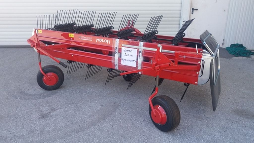 Molon 260/5R Pro zu Traktor (15864) - Tedder/ Rake: picture 1 Molon 260/5R Pro zu Traktor (15864) - Tedder/ Rake: picture 1