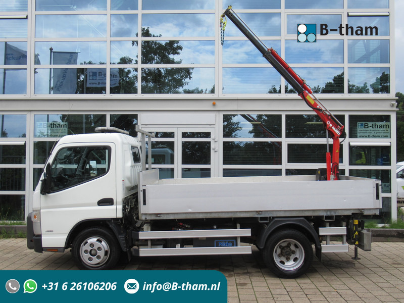 FUSO Canter 6S15 NIDO Hydro Winterdienst Maxilift Kraan - Flatbed van: picture 1 FUSO Canter 6S15 NIDO Hydro Winterdienst Maxilift Kraan - Flatbed van: picture 1