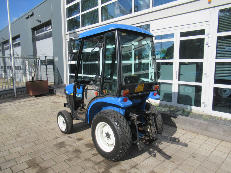 New Holland TC21D 4WD 4x4 Cabine Verwarming - Farm tractor: picture 3 New Holland TC21D 4WD 4x4 Cabine Verwarming - Farm tractor: picture 3