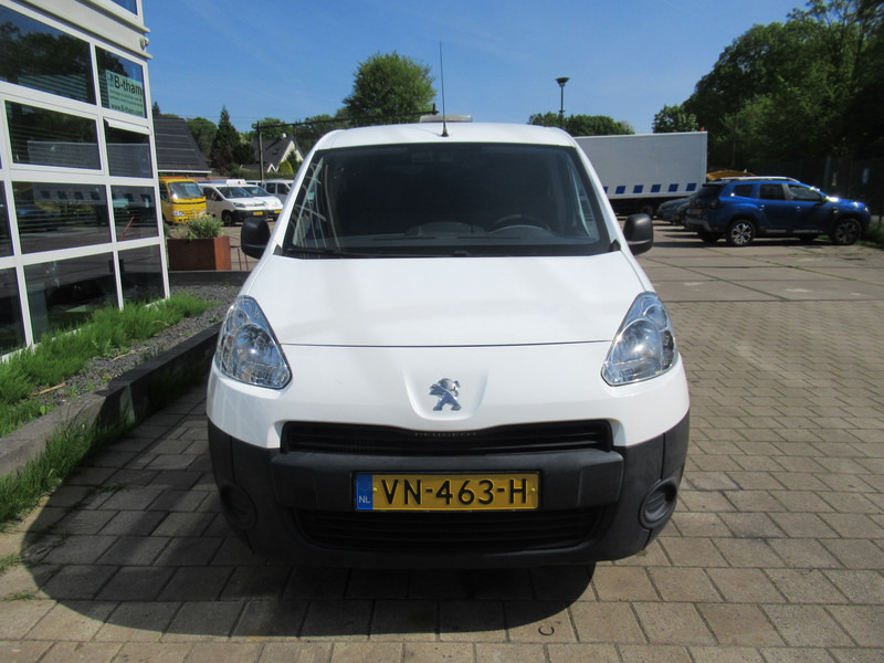 Peugeot Partner 120 1.6 HDI L1 XT AIRCO - KLIMA Schuifdeur - Box van: picture 4 Peugeot Partner 120 1.6 HDI L1 XT AIRCO - KLIMA Schuifdeur - Box van: picture 4
