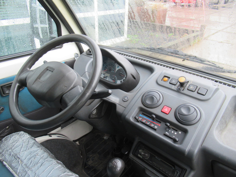 Tipper van Piaggio Porter 1.3 Bi-Fuel LPG + Benzine Kipper Tipper: picture 8 Tipper van Piaggio Porter 1.3 Bi-Fuel LPG + Benzine Kipper Tipper: picture 8