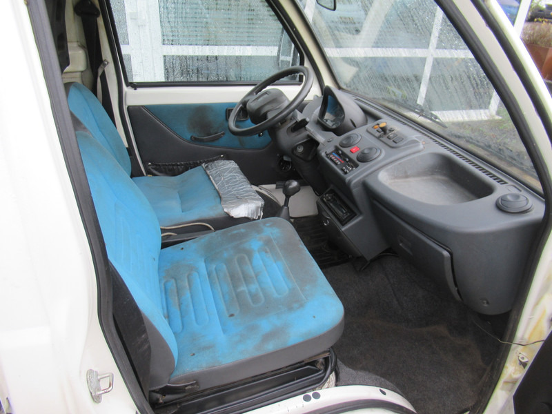 Tipper van Piaggio Porter 1.3 Bi-Fuel LPG + Benzine Kipper Tipper: picture 6 Tipper van Piaggio Porter 1.3 Bi-Fuel LPG + Benzine Kipper Tipper: picture 6