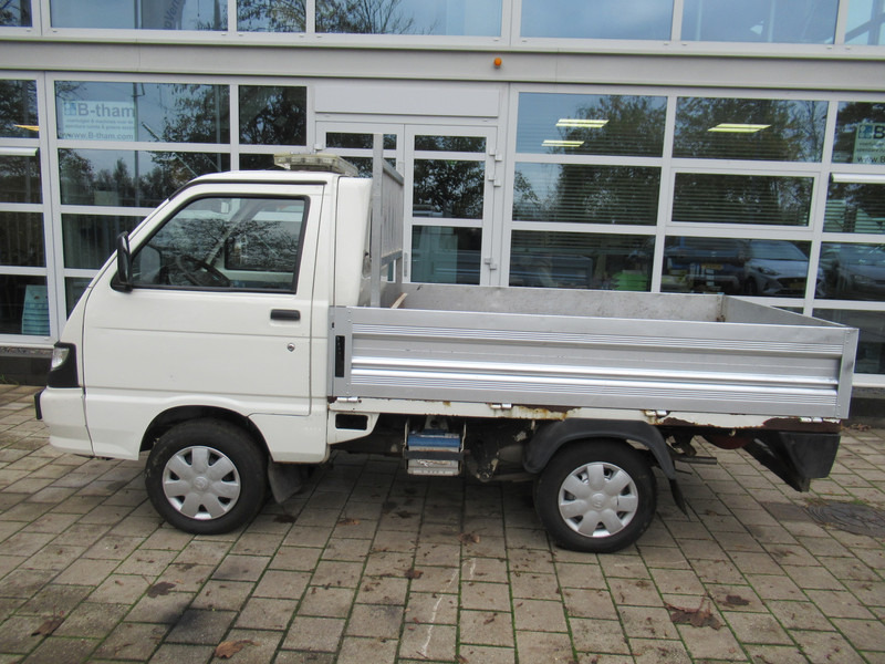 Piaggio Porter 1.3i 46KW Extra PICKUP Bi-Fuel Benzine - CNG - Flatbed van: picture 4 Piaggio Porter 1.3i 46KW Extra PICKUP Bi-Fuel Benzine - CNG - Flatbed van: picture 4