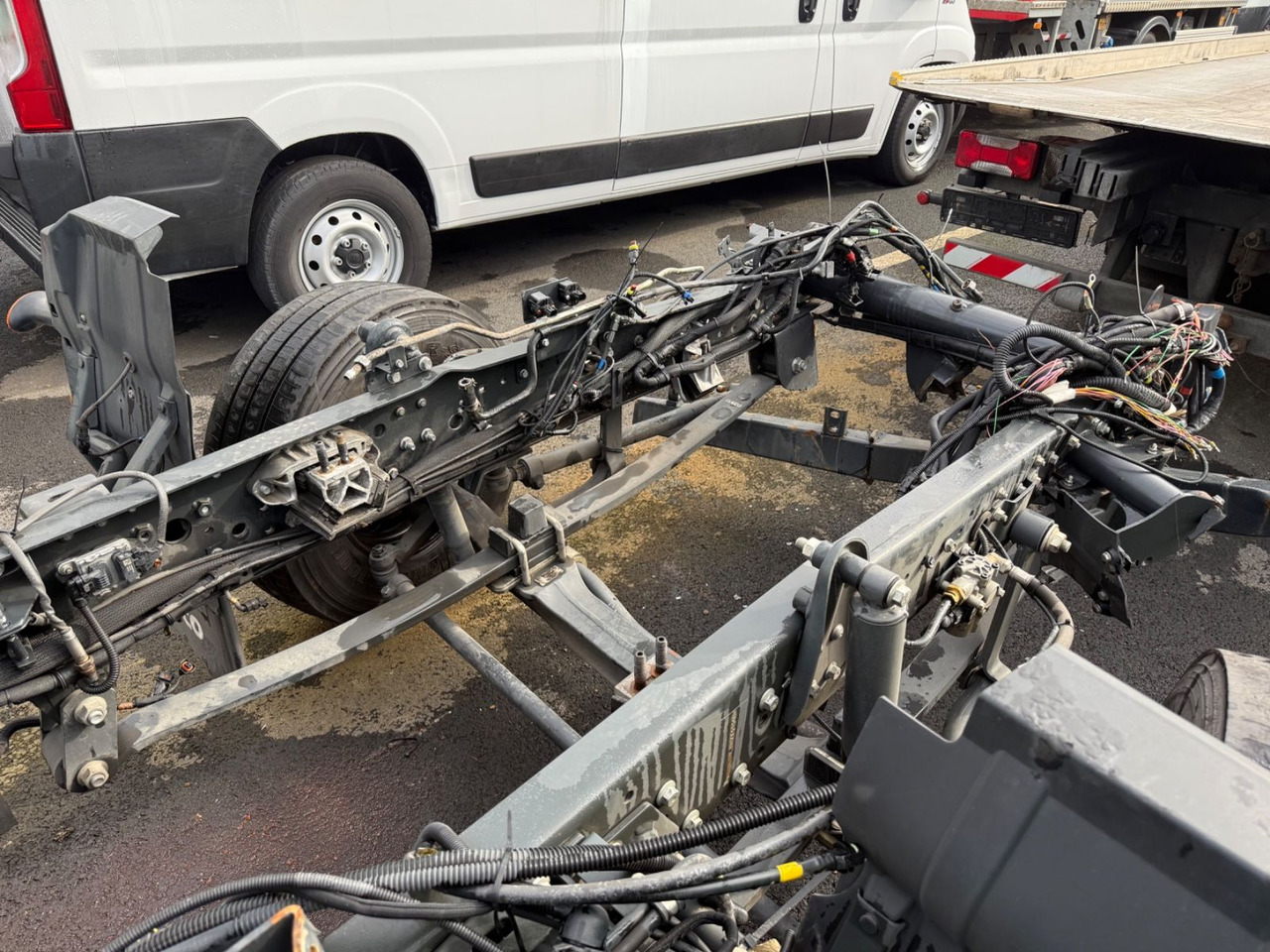 Iveco Eurocargo 110EL250 Unfallchassis - Autotransporter truck: picture 3 Iveco Eurocargo 110EL250 Unfallchassis - Autotransporter truck: picture 3