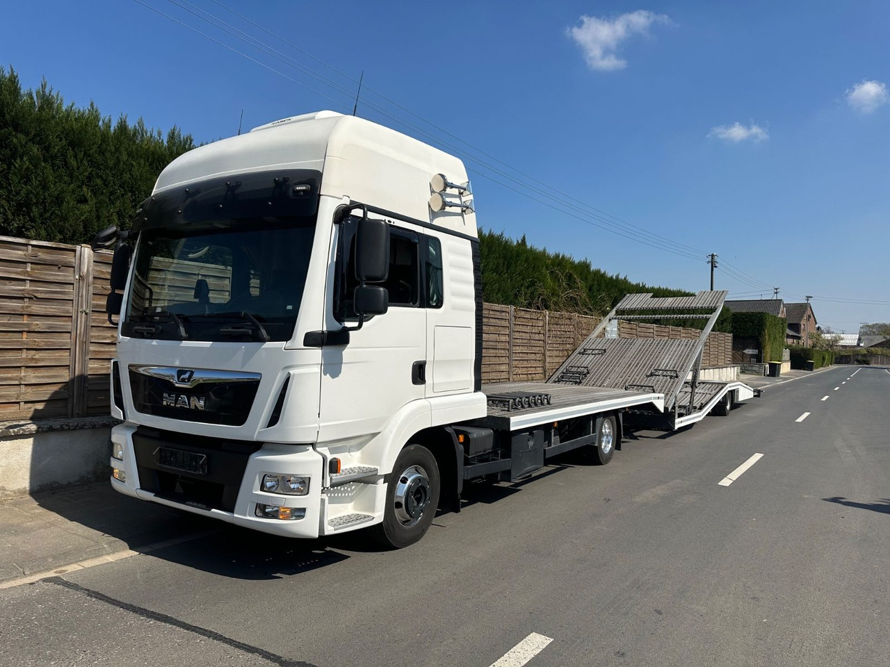 MAN 8.250 TGL*VDI2700*TOP*4-er Zug BFT Anhänger MAN 8.250 TGL*VDI2700*TOP*4-er Zug BFT Anhänger - Autotransporter truck, Van: picture 1 MAN 8.250 TGL*VDI2700*TOP*4-er Zug BFT Anhänger MAN 8.250 TGL*VDI2700*TOP*4-er Zug BFT Anhänger - Autotransporter truck, Van: picture 1