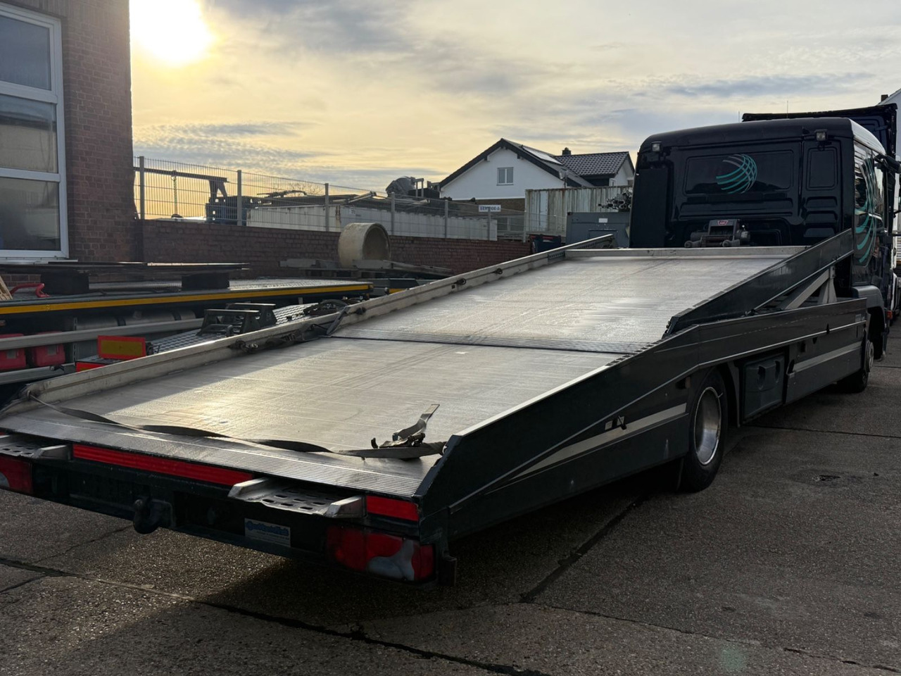 MAN TGL 8.210BL Moetefindt Doppelstock, Klima, Winde - Autotransporter truck: picture 2 MAN TGL 8.210BL Moetefindt Doppelstock, Klima, Winde - Autotransporter truck: picture 2