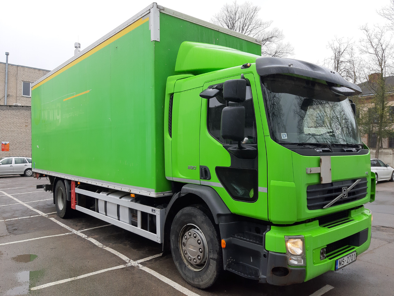 VOLVO FE - Box truck: picture 3 VOLVO FE - Box truck: picture 3