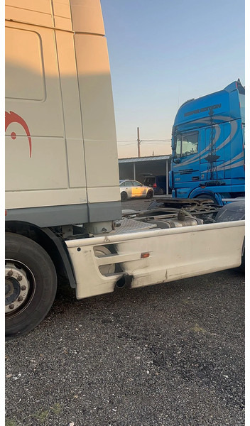 DAF 95.480 XF95.480 AUTOMATIC - Terminal tractor: picture 4 DAF 95.480 XF95.480 AUTOMATIC - Terminal tractor: picture 4