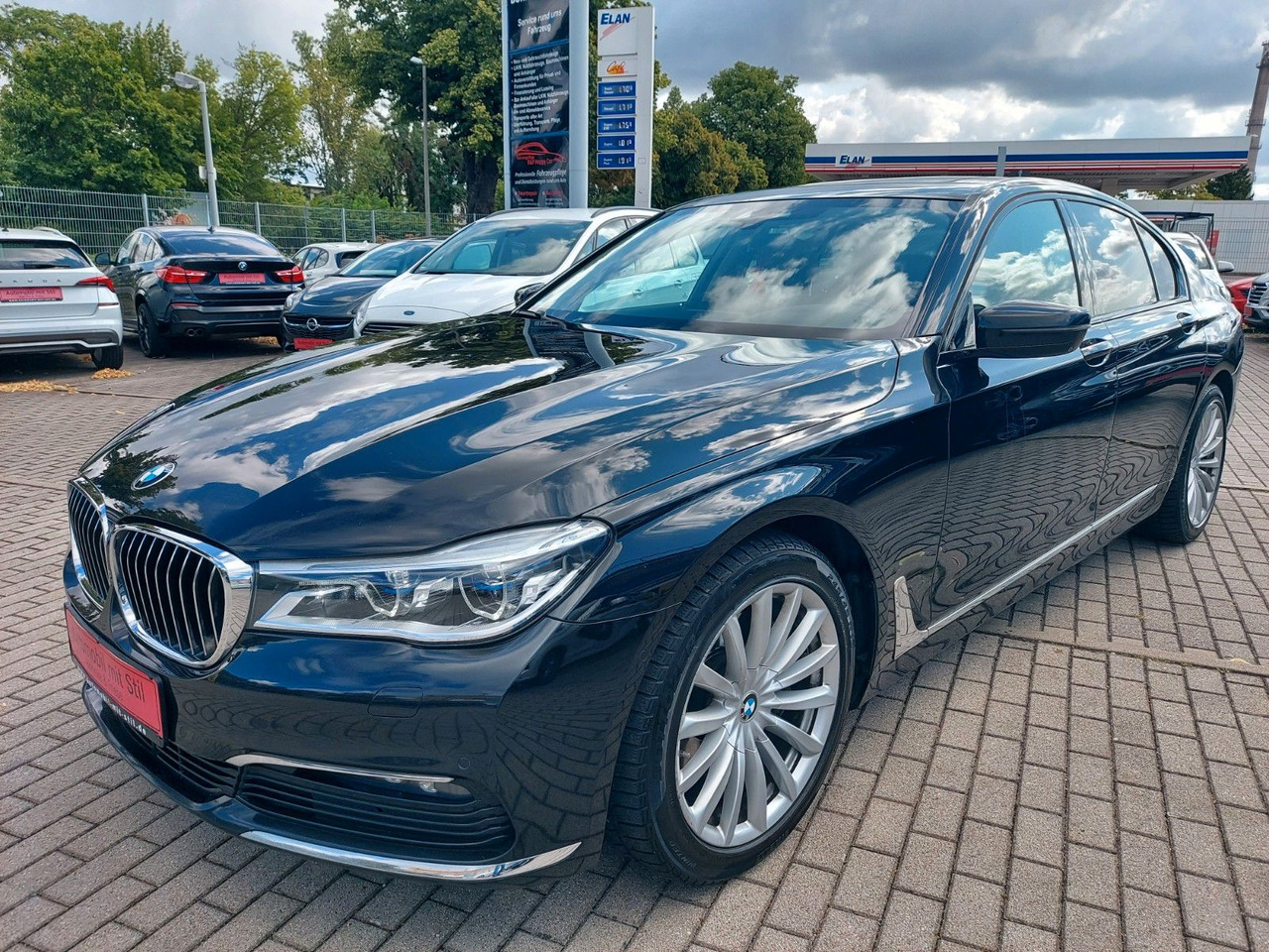 BMW 740 Baureihe 7 Lim 740 d xDrive Glasdach ACC - Sedan: picture 3 BMW 740 Baureihe 7 Lim 740 d xDrive Glasdach ACC - Sedan: picture 3