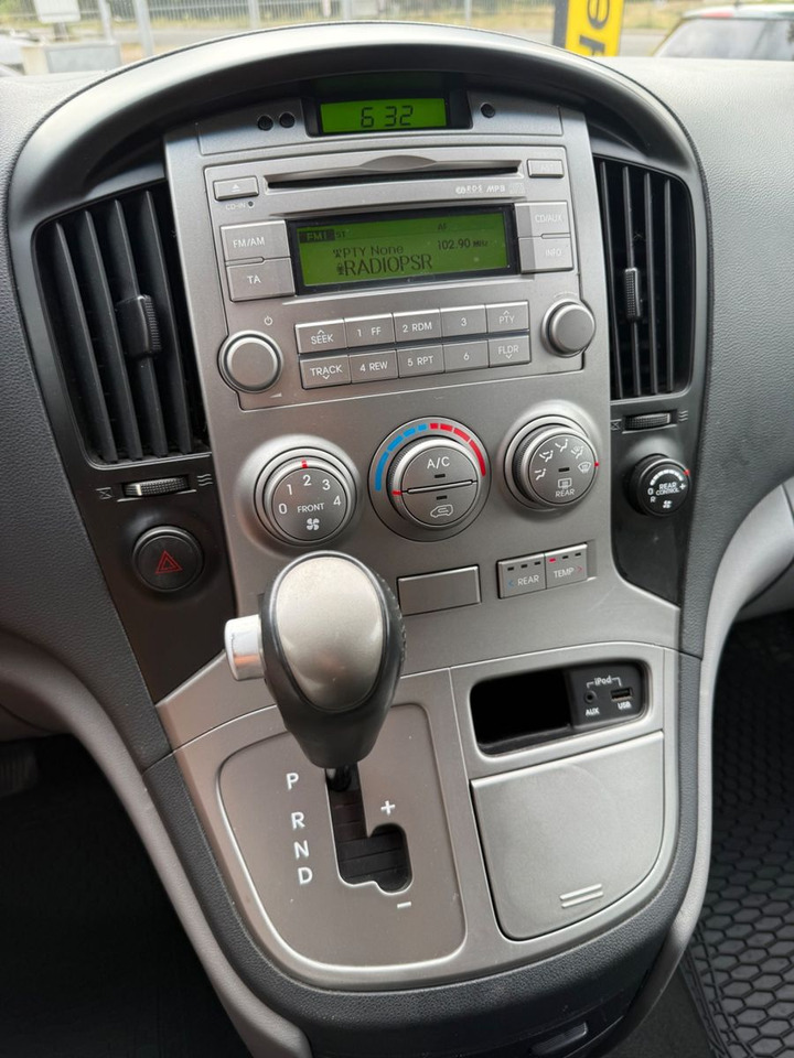 Passenger van Hyundai H-1 Travel Comfort 8 SITZER KLIMAA. STANDHEIZUNG: picture 21