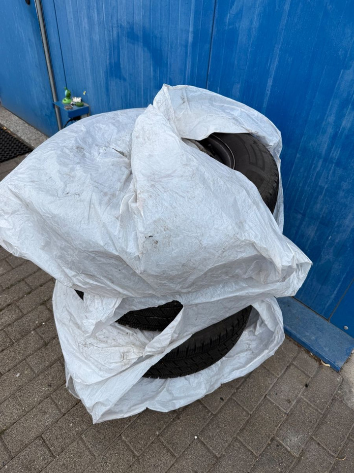 Passenger van Hyundai H-1 Travel Comfort 8 SITZER KLIMAA. STANDHEIZUNG: picture 27