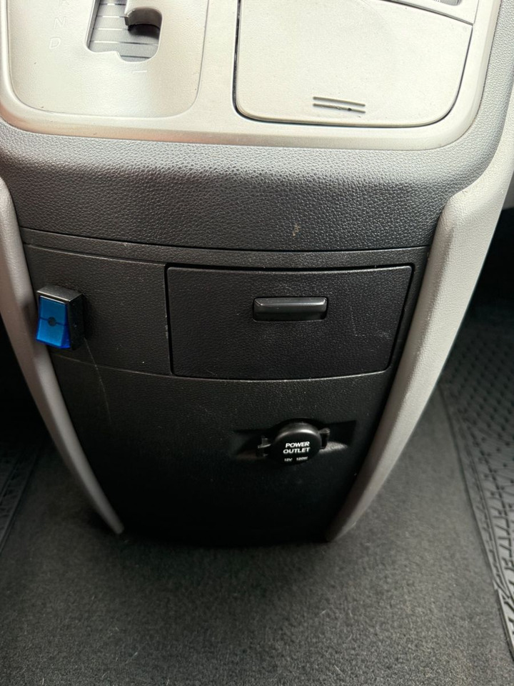 Passenger van Hyundai H-1 Travel Comfort 8 SITZER KLIMAA. STANDHEIZUNG: picture 24