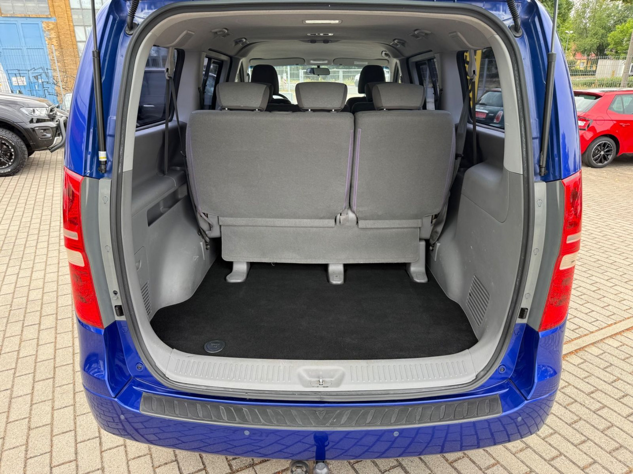 Passenger van Hyundai H-1 Travel Comfort 8 SITZER KLIMAA. STANDHEIZUNG: picture 14