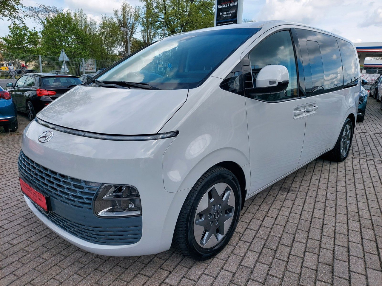 Hyundai Staria Prime 2WD LED NAVI LEDER ACC KAMERA - Passenger van: picture 3 Hyundai Staria Prime 2WD LED NAVI LEDER ACC KAMERA - Passenger van: picture 3