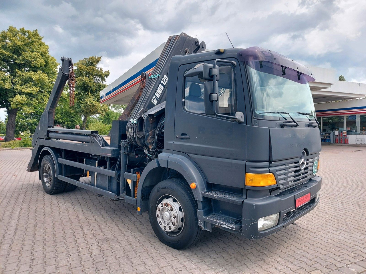 Mercedes-Benz Actros 1828 Hiab Absetzkipper Hiab Kran Absetzer - Tipper, Crane truck: picture 1 Mercedes-Benz Actros 1828 Hiab Absetzkipper Hiab Kran Absetzer - Tipper, Crane truck: picture 1