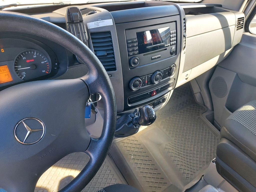 Leasing of Mercedes-Benz Sprinter II PLANE DoKa 515 CDI LBW KLIMA 6SITZE  Mercedes-Benz Sprinter II PLANE DoKa 515 CDI LBW KLIMA 6SITZE: picture 23