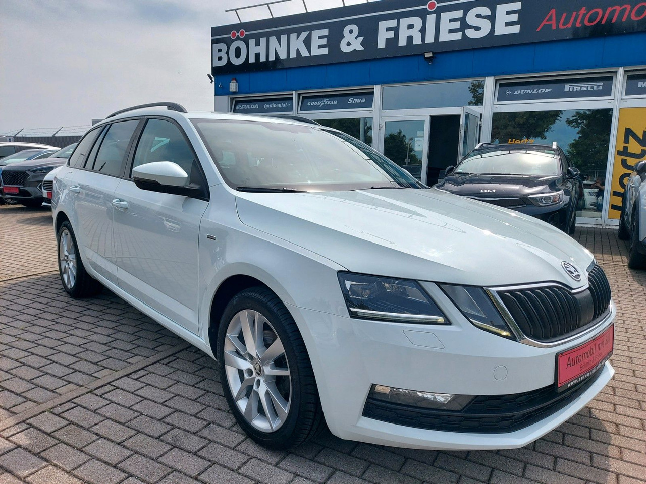 Skoda Octavia Combi Drive LED ACC Radar DAB 8xRad AHK - Station wagon: picture 1 Skoda Octavia Combi Drive LED ACC Radar DAB 8xRad AHK - Station wagon: picture 1